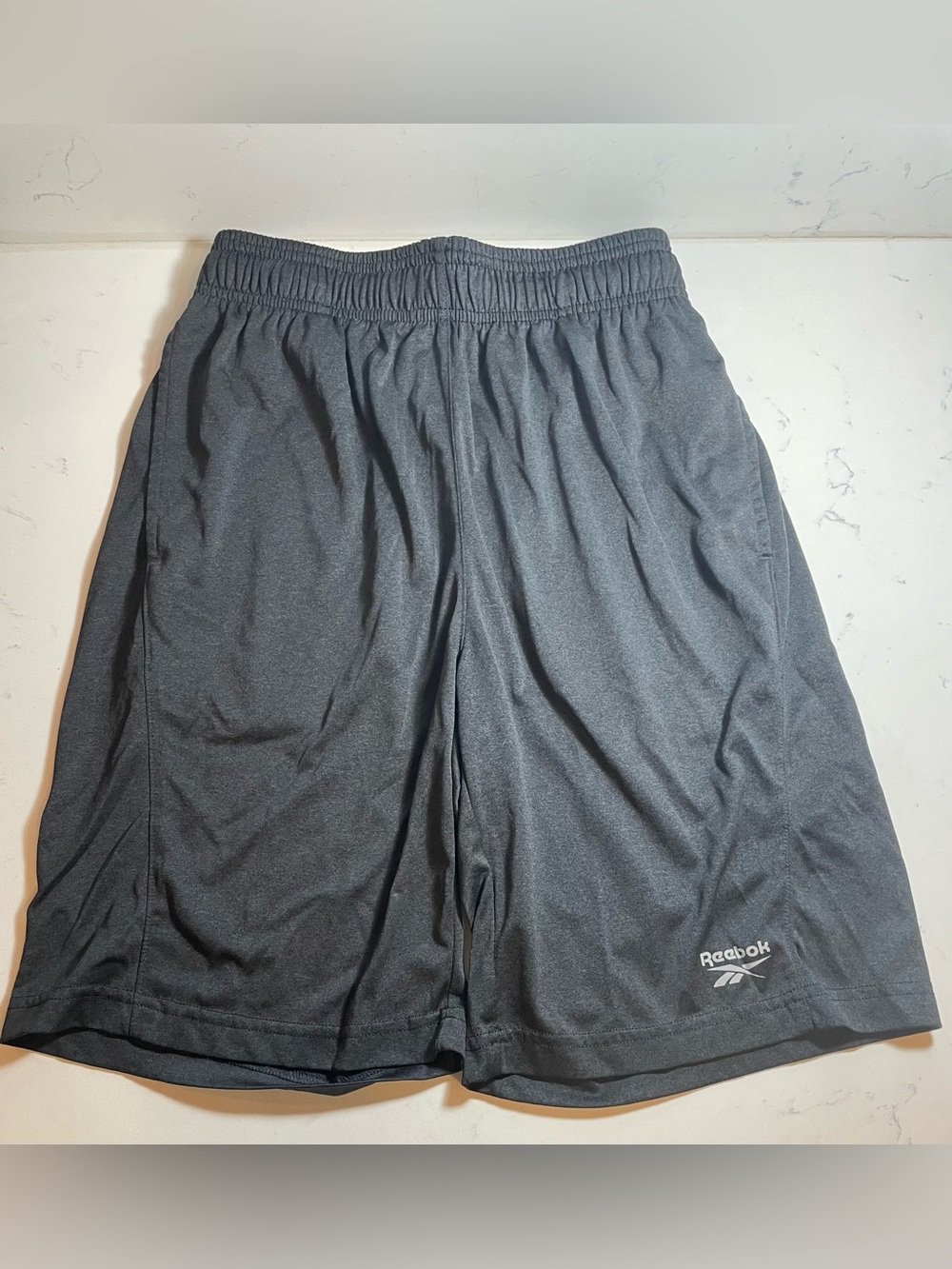Reebok Men’s Black Shorts Sz Small Elastic Waistband w/ pockets and drawstring